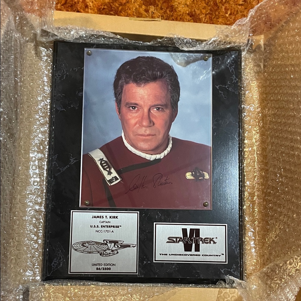 Star Trek VI Plaque with Autographed William Shatner 8x10 Photo